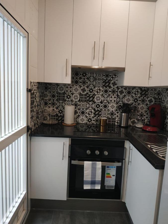 Andys Housing Madrid Rio Apartment Exterior foto