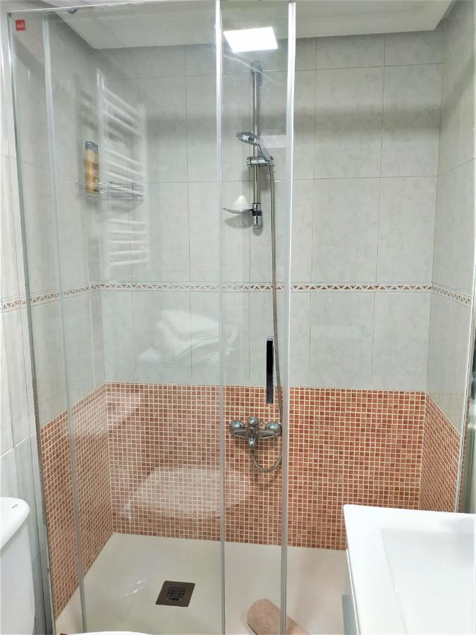 Andys Housing Madrid Rio Apartment Exterior foto